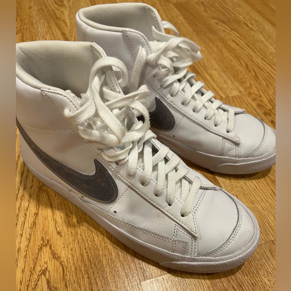 Nike Blazer Mid ‘77